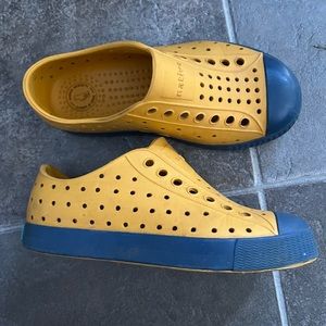 Native Jefferson’s- Kids size 11